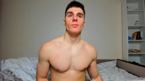 Snapshot of sam_huston18 chatting on 01/25/25, 10:39 BACK IN 2 WEEKS online show from 01/25/25, 10:39