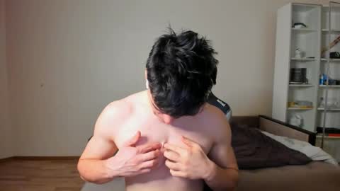 Snapshot of sam_huston18 chatting on 04/06/26, 11:16 BACK IN 2 WEEKS online show from 04/06/26, 11:16