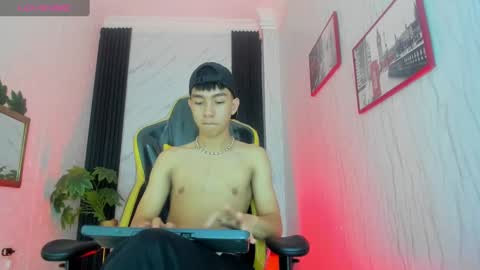 Snapshot of sam_kato chatting on 10/13/25, 07:47 S A M online show from 10/13/25, 07:47