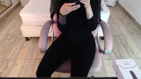 SAM MANSON online show from 02/06/25, 12:16