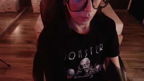 SAM MANSON online show from 10/03/25, 01:30