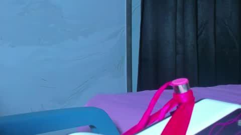 Snapshot of sam_naughty18 chatting on 07/01/26, 02:02 sam_naughty18 online show from 07/01/26, 02:02