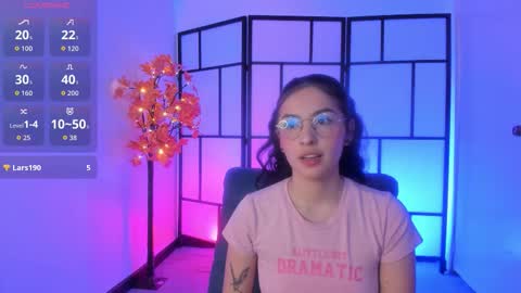 Snapshot of sam_pay chatting on 09/29/25, 12:32 Sam online show from 09/29/25, 12:32