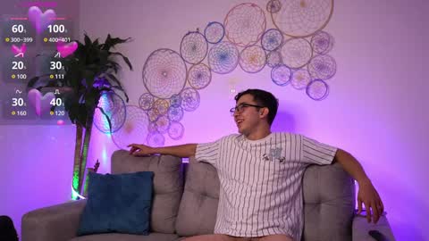 Sam Y Sen online show from 12/06/24, 10:52