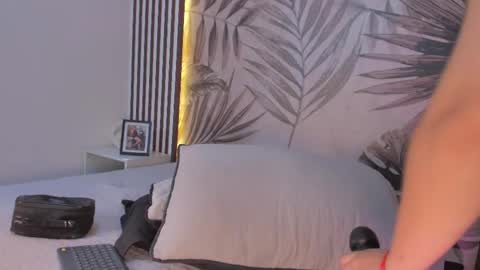 Samaantha  online show from 09/24/25, 11:57