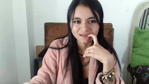 Snapshot of samanta_06_ chatting on 11/08/25, 04:34 Samanta online show from 11/08/25, 04:34