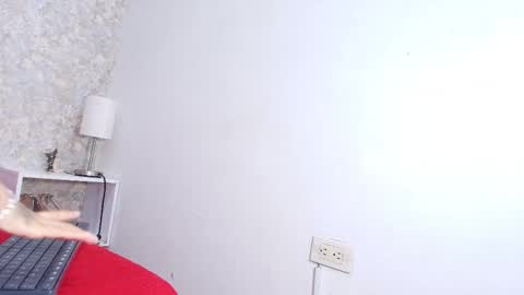 Samanta online show from 11/15/25, 11:51