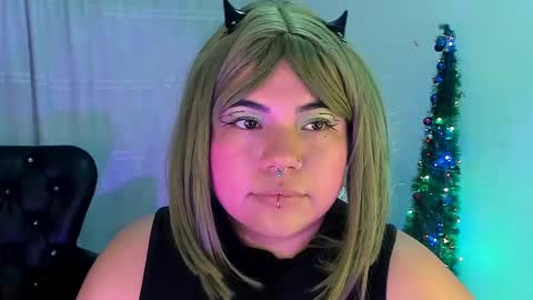 Snapshot of samanta_cutee1 chatting on 01/12/25, 11:17 SAMANTA online show from 01/12/25, 11:17