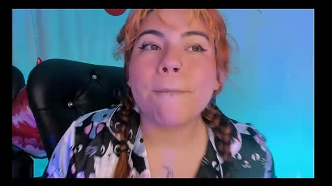 Snapshot of samanta_cutee1 chatting on 03/03/25, 12:05 SAMANTA online show from 03/03/25, 12:05