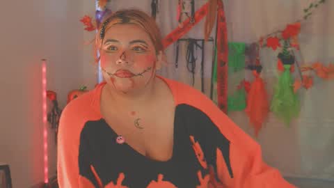 Snapshot of samanta_cutee1 chatting on 10/31/25, 12:50 SAMANTA online show from 10/31/25, 12:50