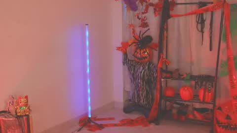 Snapshot of samanta_cutee1 chatting on 11/07/25, 10:32 SAMANTA online show from 11/07/25, 10:32