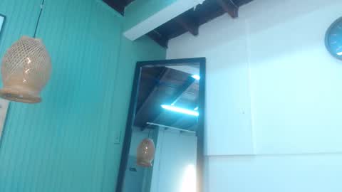 Snapshot of samanta_dream9 chatting on 11/08/25, 07:12 samanta online show from 11/08/25, 07:12