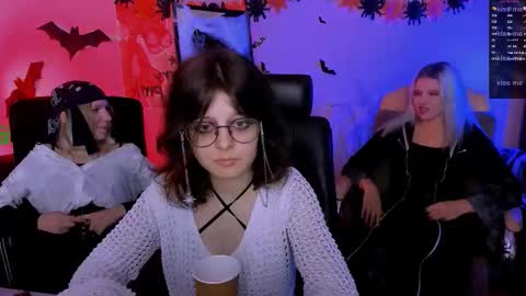 samanta_hotty online show from 10/31/25, 09:38