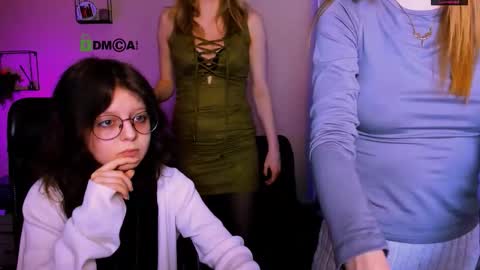 samanta_hotty online show from 11/14/25, 08:18