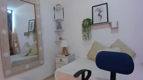 samanta online show from 09/29/25, 06:02