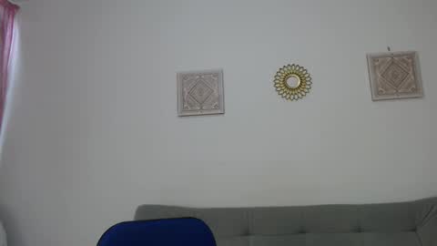 samanta online show from 10/01/25, 06:14