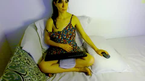 Snapshot of samanta_r_ chatting on 03/02/26, 02:35 Samanta online show from 03/02/26, 02:35