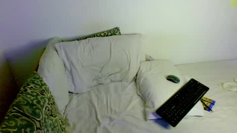 Snapshot of samanta_r_ chatting on 04/16/26, 07:25 Samanta online show from 04/16/26, 07:25