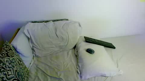 Snapshot of samanta_r_ chatting on 07/07/26, 05:50 Samanta online show from 07/07/26, 05:50