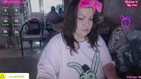 Snapshot of samanta_shy chatting on 12/16/25, 12:32 Marry online show from 12/16/25, 12:32