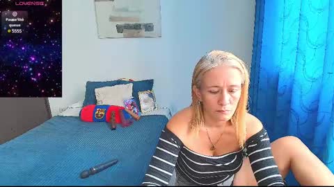 Snapshot of samanta_stone69 chatting on 02/11/25, 07:59 Samanta Stone online show from 02/11/25, 07:59