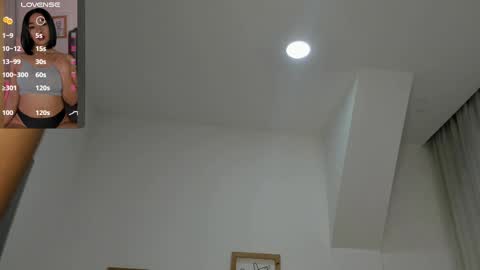 Snapshot of samanta_william chatting on 02/10/25, 03:03 samanta online show from 02/10/25, 03:03