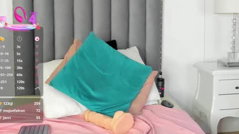 Snapshot of samanta_william chatting on 03/10/25, 08:37 samanta online show from 03/10/25, 08:37