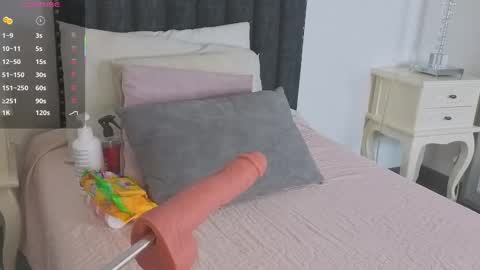 Snapshot of samanta_william chatting on 10/01/25, 03:34 samanta online show from 10/01/25, 03:34