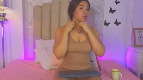 Snapshot of samanta_william chatting on 10/17/25, 03:10 samanta online show from 10/17/25, 03:10