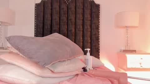 Snapshot of samanta_william chatting on 11/29/25, 04:04 samanta online show from 11/29/25, 04:04