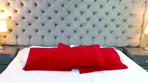 Snapshot of samantaa_g chatting on 10/22/25, 01:00 Samantaa G online show from 10/22/25, 01:00