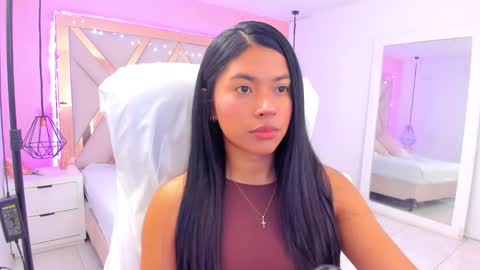 Snapshot of samantaa_shy chatting on 03/09/26, 10:47 sam online show from 03/09/26, 10:47