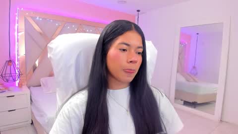 Snapshot of samantaa_shy chatting on 03/14/26, 02:28 sam online show from 03/14/26, 02:28