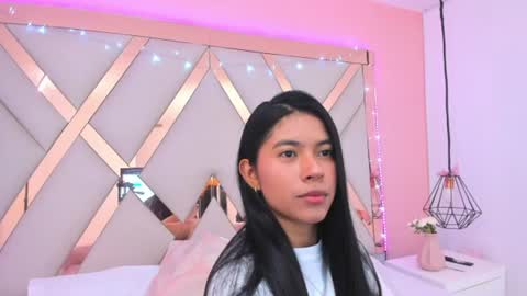 Snapshot of samantaa_shy chatting on 06/30/26, 02:56 sam online show from 06/30/26, 02:56