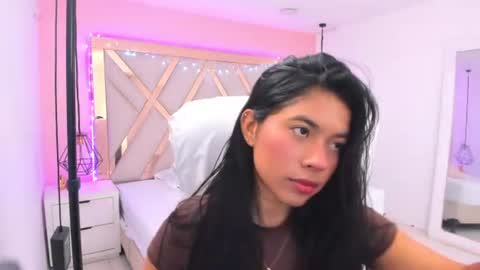 Snapshot of samantaa_shy chatting on 07/04/26, 01:56 sam online show from 07/04/26, 01:56