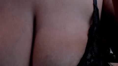 Snapshot of samantablake chatting on 11/12/25, 07:57 Samanta online show from 11/12/25, 07:57