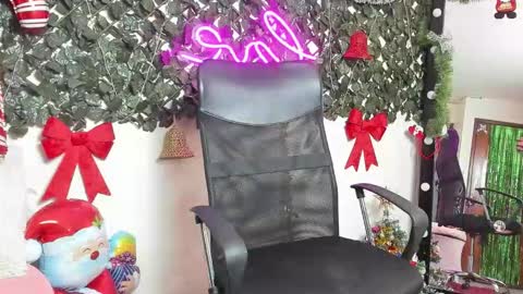 Snapshot of samantaortiz_ chatting on 12/16/25, 06:57 samantaortiz_ online show from 12/16/25, 06:57