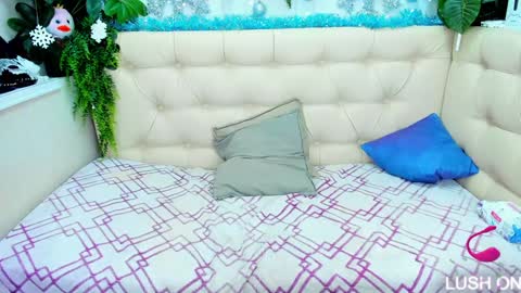 Snapshot of samantasax chatting on 12/16/24, 12:15 samanta online show from 12/16/24, 12:15