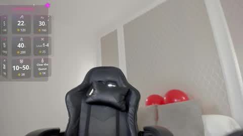 Snapshot of samantha_17_ chatting on 03/31/26, 03:41 S A M A N T H A online show from 03/31/26, 03:41