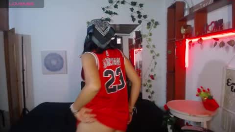 Samantha online show from 02/09/26, 03:16