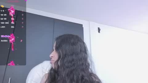 Snapshot of samantha_blow chatting on 06/10/26, 02:56 samantha_blow online show from 06/10/26, 02:56