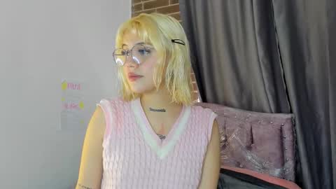 Snapshot of samantha_browwnn chatting on 03/04/26, 06:58 samantha_browwnn online show from 03/04/26, 06:58