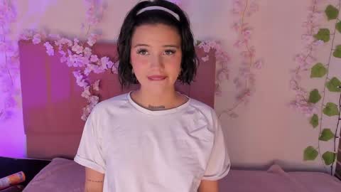 Snapshot of samantha_browwnn chatting on 04/28/26, 12:42 samantha_browwnn online show from 04/28/26, 12:42