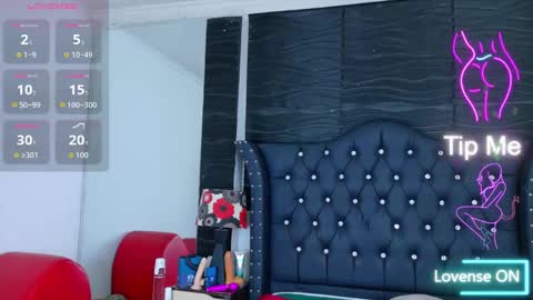 Samantha online show from 10/28/25, 04:49