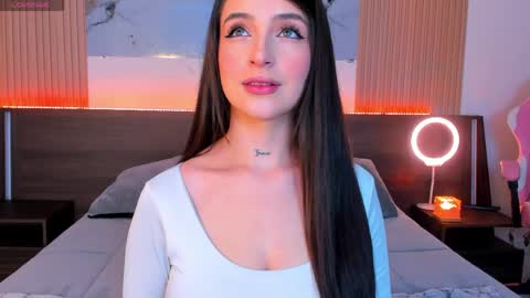 Snapshot of samantha_moons chatting on 04/04/26, 09:56 samantha_moons online show from 04/04/26, 09:56