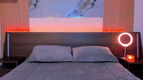 Snapshot of samantha_moons chatting on 04/21/26, 11:18 samantha_moons online show from 04/21/26, 11:18
