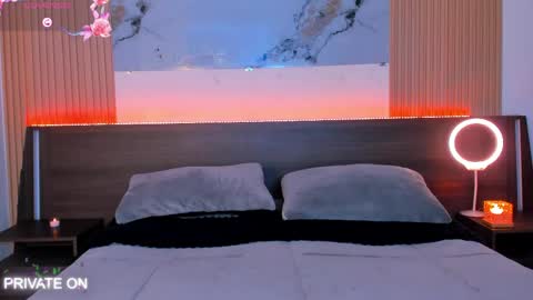 samantha_moons online show from 05/01/26, 12:37