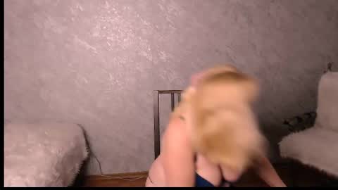 Snapshot of samantha_si chatting on 09/21/25, 03:46 Samantha online show from 09/21/25, 03:46