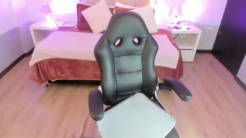 Samantha online show from 02/14/26, 07:54