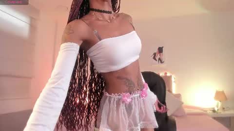 Snapshot of samantha_spike chatting on 07/29/26, 08:29 Samantha online show from 07/29/26, 08:29